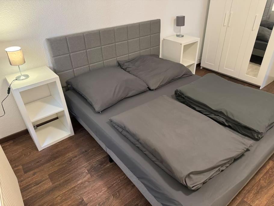 Townhouse Fuer 10 Personen Mit Garten Esslingen am Neckar Eksteriør billede